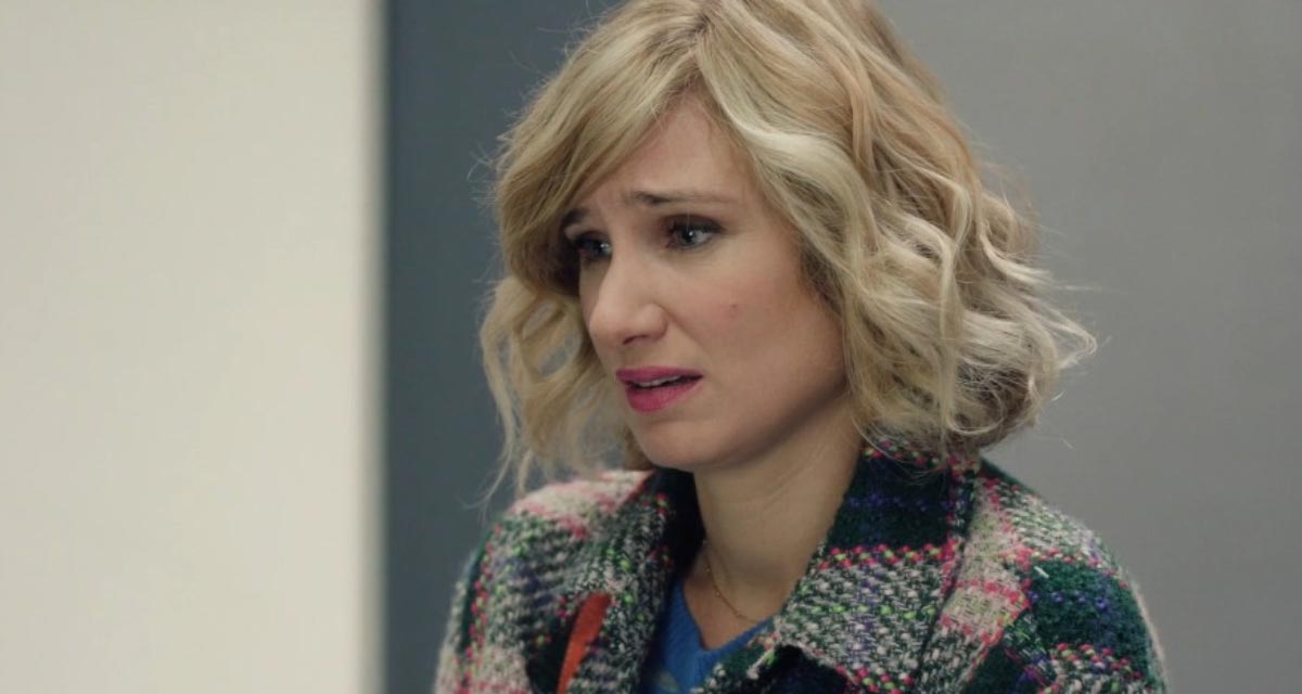 Plus belle la vie (spoiler) : Le terrible échec de Zoé, les excuses de Jennifer à Samuel sur TF1 Plus belle la vie (spoiler) : Le terrible échec de Zoé, les excuses de Jennifer à Samuel sur TF1