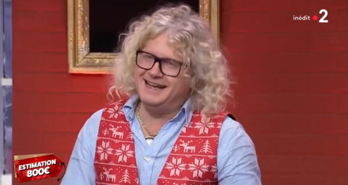 Affaire conclue : Pierre-Jean Chalençon rend hommage à Hélène Rollès, Sophie Davant déshabille Mister Noël (TF1) Affaire conclue : Pierre-Jean Chalençon rend hommage à Hélène Rollès, Sophie Davant déshabille Mister Noël (TF1)