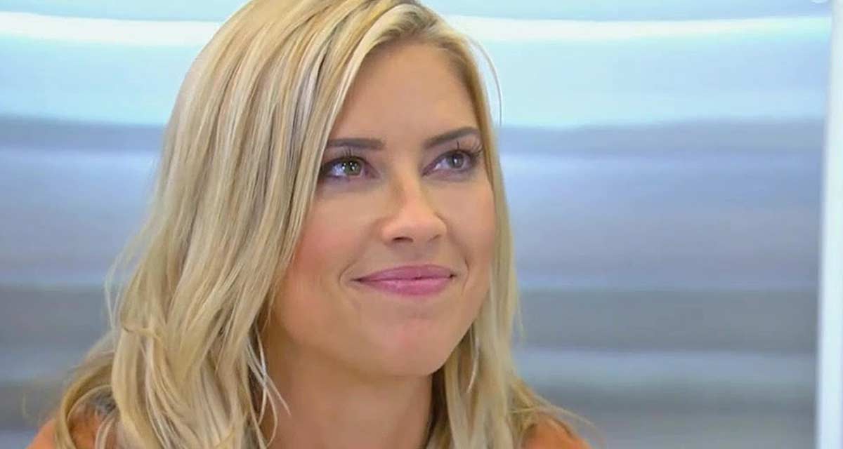 Les rois de la Réno : Christina Haack au plus mal selon son ex Tarek El Moussa « Elle traverse une période très difficile » Les rois de la Réno : Christina Haack au plus mal selon son ex Tarek El Moussa « Elle traverse une période très difficile »