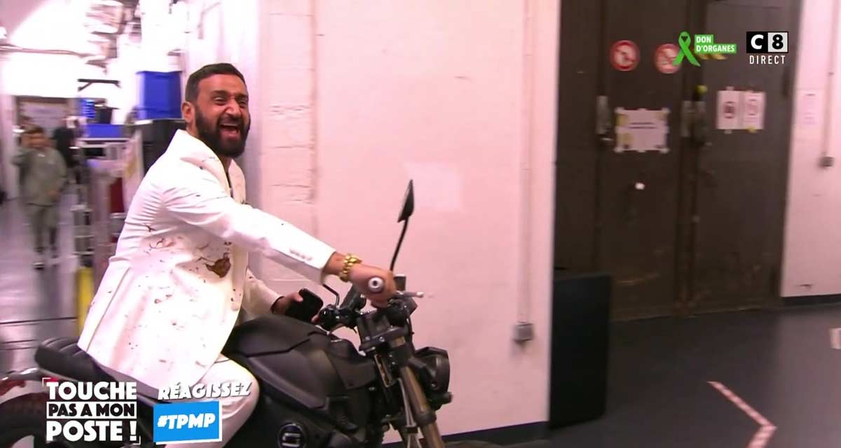 Touche pas à mon poste : « Tu veux que je te su*e », Afida Turner dérape, Raymond au bord des larmes, clap de fin pour Cyril Hanouna sur C8 Touche pas à mon poste : « Tu veux que je te su*e », Afida Turner dérape, Raymond au bord des larmes, clap de fin pour Cyril Hanouna sur C8