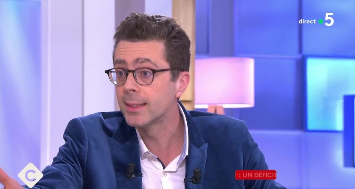 C à vous : Anne-Elisabeth Lemoine ignore une question d’un invité, la séquence étonne C à vous : Anne-Elisabeth Lemoine ignore une question d’un invité, la séquence étonne
