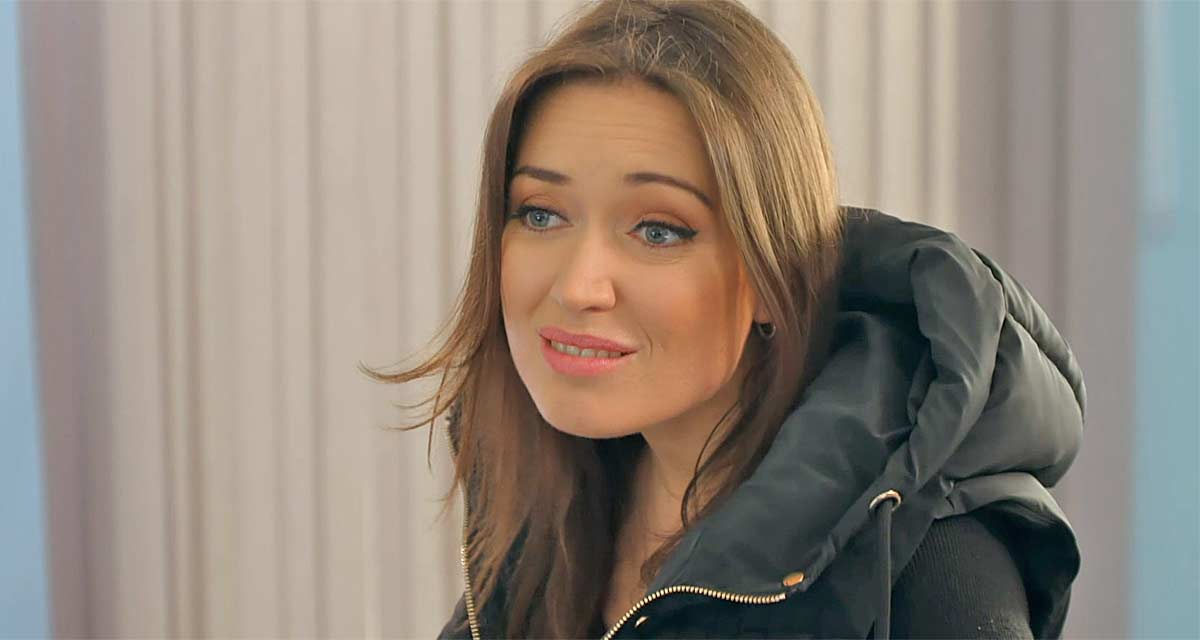 Les mystères de l’amour : Elsa Esnoult fait une annonce qui va surprendre les fans Les mystères de l’amour : Elsa Esnoult fait une annonce qui va surprendre les fans