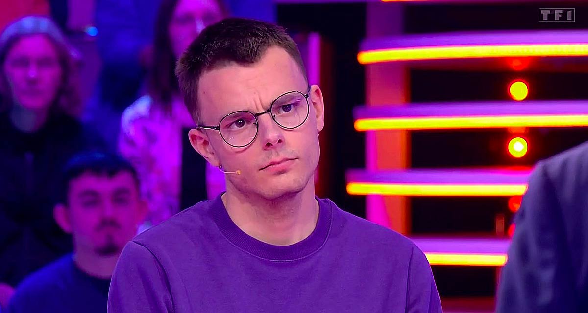 Les 12 coups de midi : Emilien interrompt le cours du jeu, la production intervient