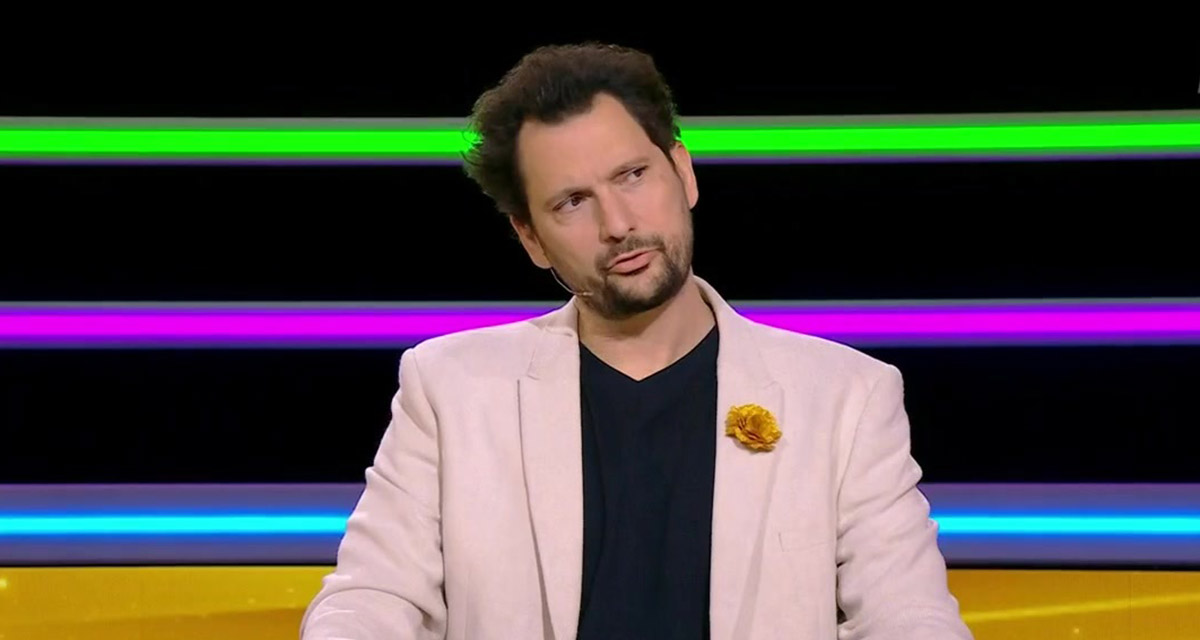 Eric Antoine : Son avis sur l’arrivée de Cyril Hanouna sur W9 « Ils sont responsables… » Eric Antoine : Son avis sur l’arrivée de Cyril Hanouna sur W9 « Ils sont responsables… »