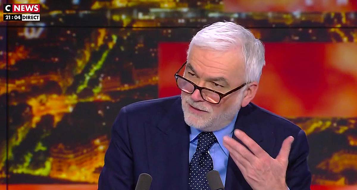 Pascal Praud : un chroniqueur quitte le plateau en direct sur CNews, “C’est grossier !” Pascal Praud : un chroniqueur quitte le plateau en direct sur CNews, “C’est grossier !”