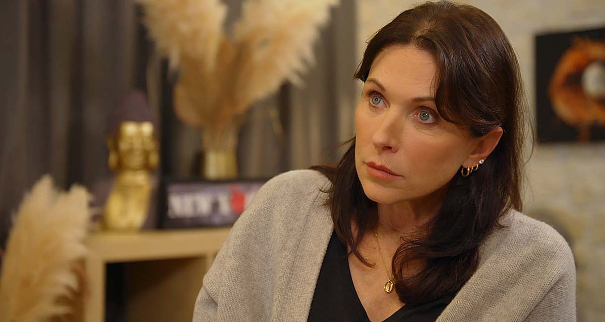 Les mystères de l’amour : l’incroyable demande d’Angela à Jeanne (spoiler) Les mystères de l’amour : l’incroyable demande d’Angela à Jeanne (spoiler)