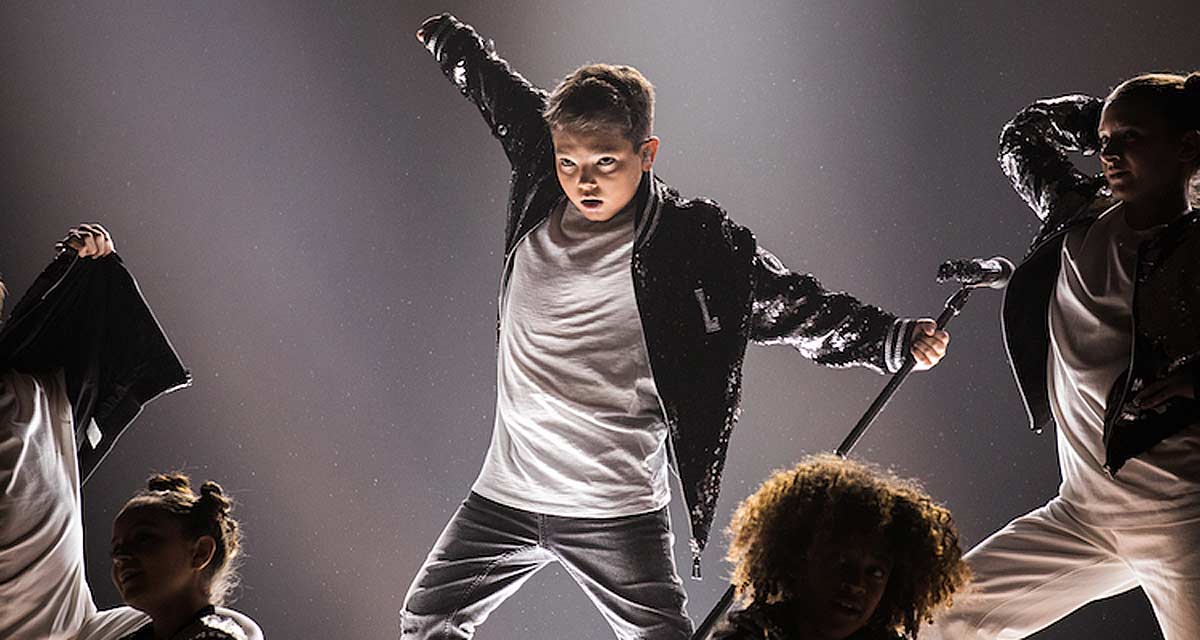 Eurovision Junior 2022 : Lissandro (The Voice Kids) et sa prestation inattendue pour faire gagner la France avec la chanson « Oh maman ! » Eurovision Junior 2022 : Lissandro (The Voice Kids) et sa prestation inattendue pour faire gagner la France avec la chanson « Oh maman ! »