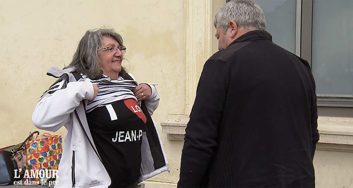 « C’est chaud... j’ai les mains baladeuses », Maria enlève le haut, Jean-Paul prend peur dans L’amour est dans le pré (M6) « C’est chaud... j’ai les mains baladeuses », Maria enlève le haut, Jean-Paul prend peur dans L’amour est dans le pré (M6)