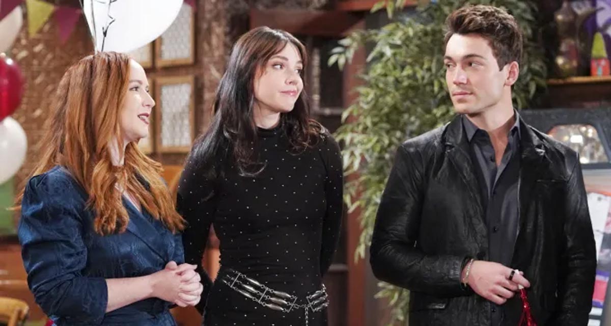 Les feux de l’amour (spoiler) : Mariah avoue à Noah la vérité... Les moments forts des épisodes du 19 au 23 août 2024 Les feux de l’amour (spoiler) : Mariah avoue à Noah la vérité... Les moments forts des épisodes du 19 au 23 août 2024
