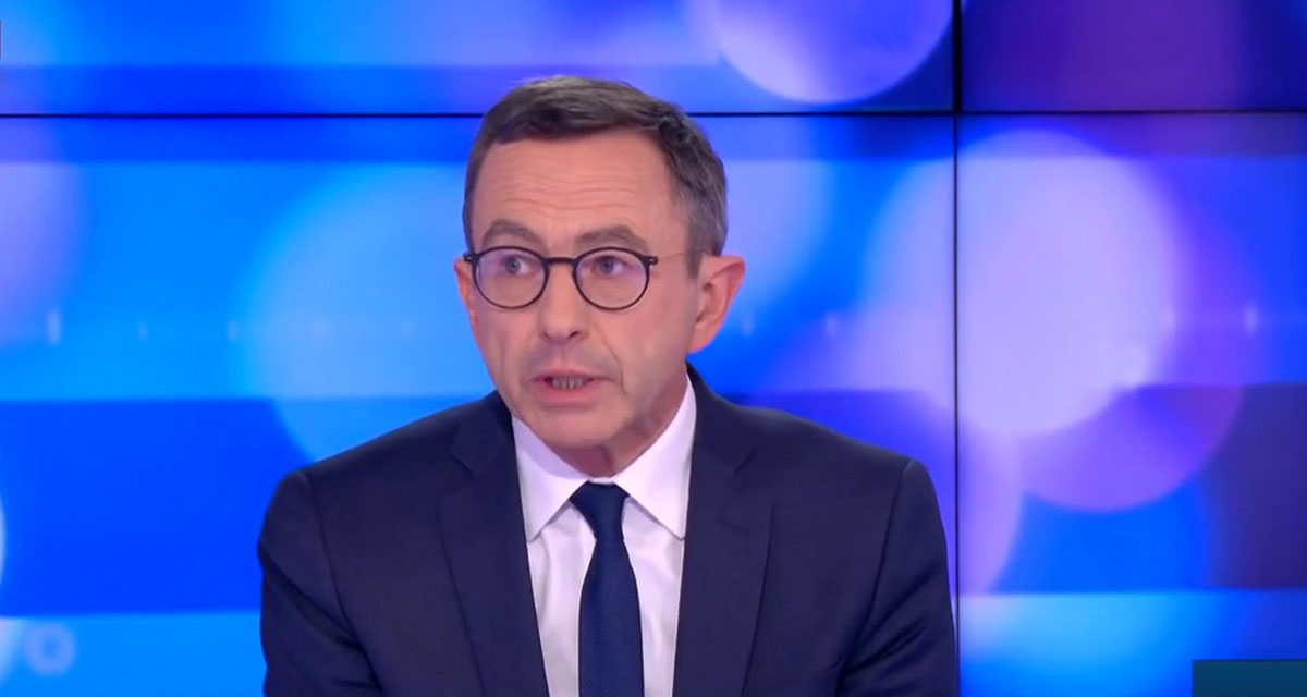 Christine Kelly évince deux chroniqueurs, succès d’audience avec Bruno Retailleau sur CNews Christine Kelly évince deux chroniqueurs, succès d’audience avec Bruno Retailleau sur CNews