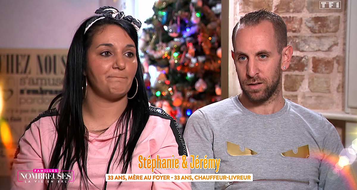 Familles nombreuses : Stéphanie Riquelme dévoile pourquoi mamie Flore est moins présente sur TF1 Familles nombreuses : Stéphanie Riquelme dévoile pourquoi mamie Flore est moins présente sur TF1