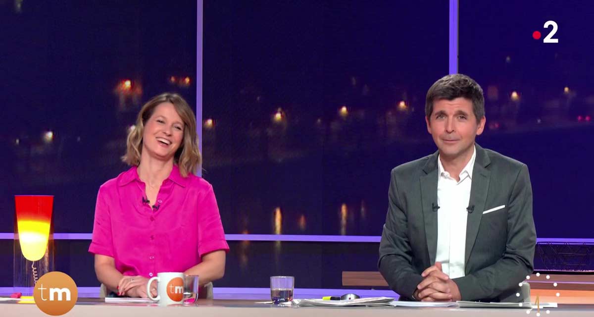 « Reviens ! » Thomas Sotto supplie Marie Portolano de revenir après son départ dans Télématin « Reviens ! » Thomas Sotto supplie Marie Portolano de revenir après son départ dans Télématin