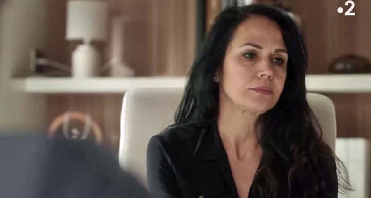 Un si grand soleil (spoiler) : Claudine frappée au visage, Virgile (Fred Bianconi) provoque le chaos sur France 2 Un si grand soleil (spoiler) : Claudine frappée au visage, Virgile (Fred Bianconi) provoque le chaos sur France 2