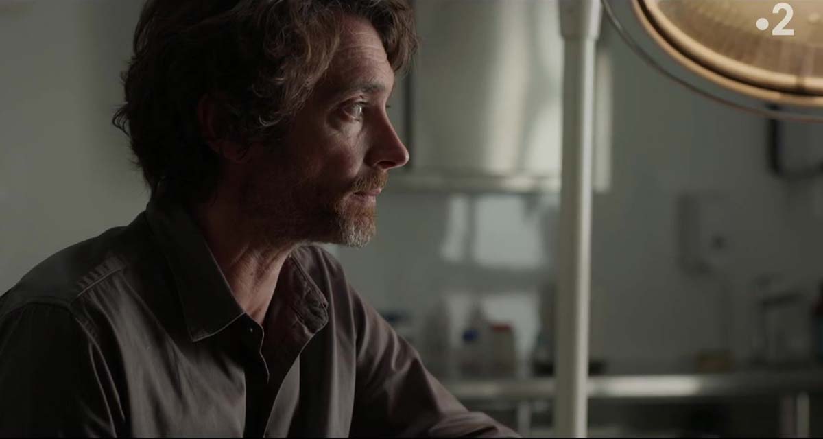 Un si grand soleil (spoiler) : le geste démoniaque de Christophe, le piège décisif de Claudine sur France 2 Un si grand soleil (spoiler) : le geste démoniaque de Christophe, le piège décisif de Claudine sur France 2
