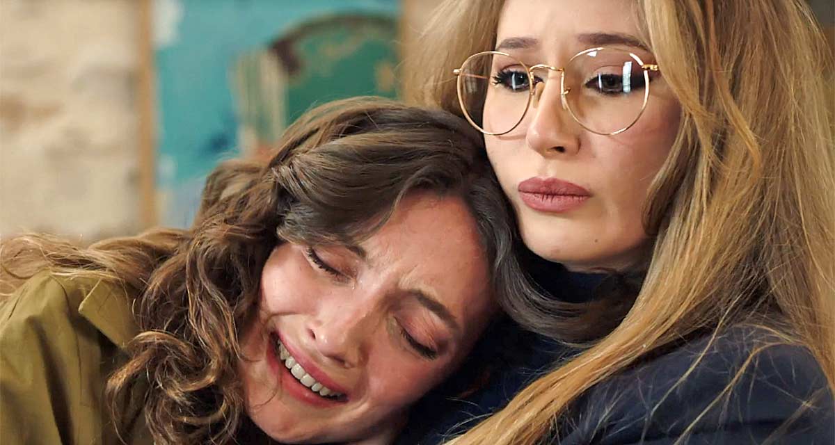 Ici tout commence : Vic fond en larmes et tombe dans les bras d’Hortense, Mehdi contraint de révéler son cancer sur TF1 (spoiler)