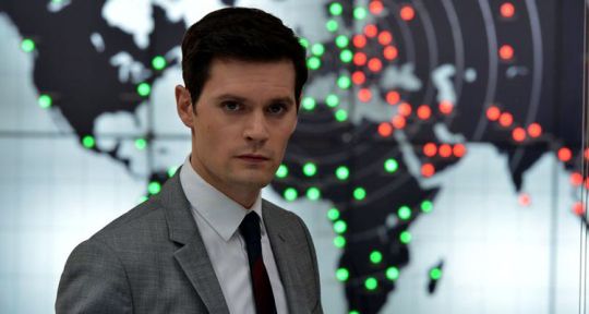 Hugo Becker (Au service de la France) : « On est loin de l’espion très grand, très beau, très fort » Hugo Becker (Au service de la France) : « On est loin de l’espion très grand, très beau, très fort »