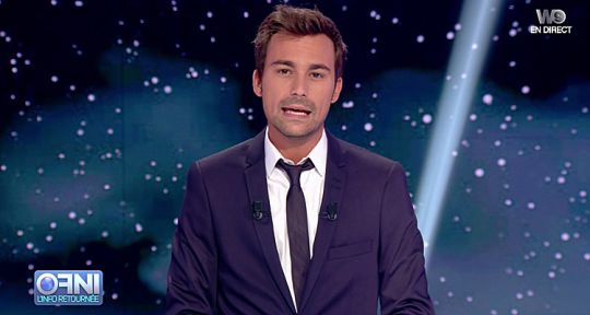 OFNI : Bertrand Chameroy, aidé par Laëtitia Millot, Claudio Capéo, Faustine Bollaert, pour affronter Hunger Games OFNI : Bertrand Chameroy, aidé par Laëtitia Millot, Claudio Capéo, Faustine Bollaert, pour affronter Hunger Games