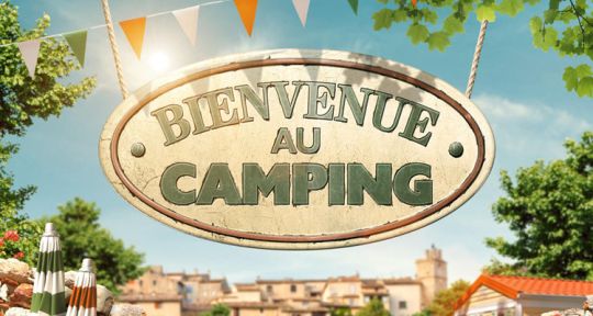 Bienvenue au camping : Christine & Jacques, Frédéric & Stephen, Yann & Patrice et Jihane & Thierry en compétition Bienvenue au camping : Christine & Jacques, Frédéric & Stephen, Yann & Patrice et Jihane & Thierry en compétition