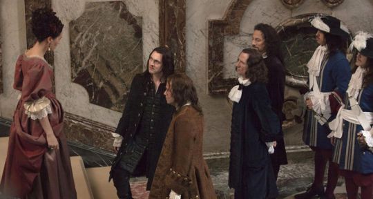 Versailles : une ultime saison 3 sur Canal+, George Blagden (Louis XIV) en pleine révolution Versailles : une ultime saison 3 sur Canal+, George Blagden (Louis XIV) en pleine révolution