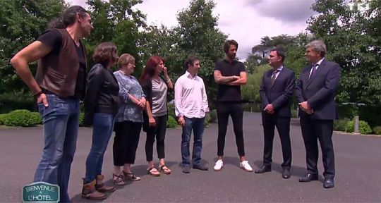 Bienvenue à l’hôtel : Micheline en plein naufrage, Stéphane attaque Alexis