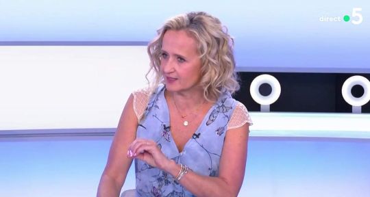 Caroline Roux : pourquoi elle est devenue la cible de critiques malgré elle