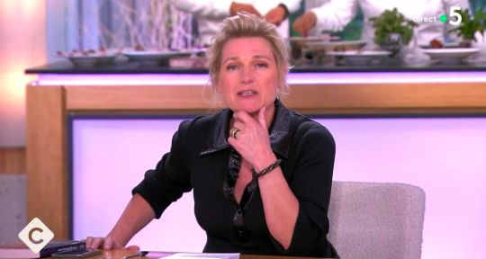 C à vous : Anne-Elisabeth Lemoine quitte le plateau en direct, elle présente ses excuses