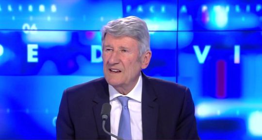 Philippe de Villiers : Son incroyable erreur sur CNews, les audiences explosent Philippe de Villiers : Son incroyable erreur sur CNews, les audiences explosent