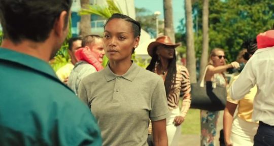 Philypa Phoenix (Commandant Saint-Barth) : Ce qui a été très difficile pour elle sur le tournage de la série de TF1