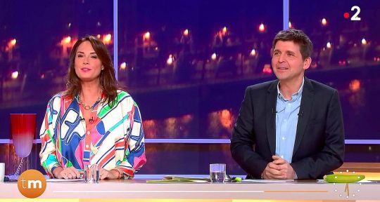 Télématin : Thomas Sotto et Julia Vignali quittent l’antenne, chaos sur France 2 Télématin : Thomas Sotto et Julia Vignali quittent l’antenne, chaos sur France 2