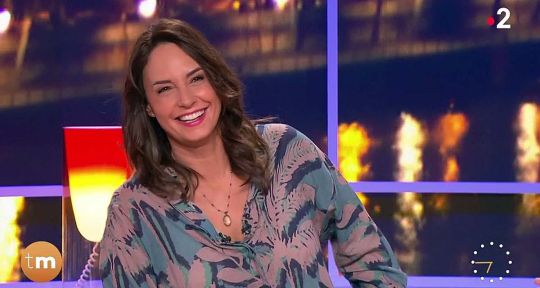 Télématin : Julia Vignali abandonnée par un chroniqueur sur France 2 Télématin : Julia Vignali abandonnée par un chroniqueur sur France 2