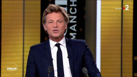 France 2 : incident en direct pour Laurent Delahousse, la chaîne publique impuissante