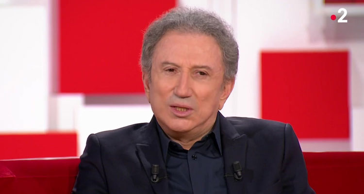 Vivement Dimanche : Michel Drucker écrasé par Stéphane Plaza avant sa rentrée sur France 2 Vivement Dimanche : Michel Drucker écrasé par Stéphane Plaza avant sa rentrée sur France 2
