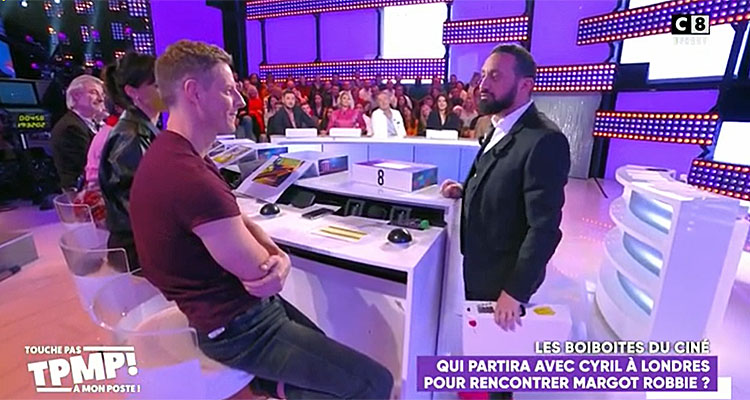 Touche pas à mon poste : Cyril Hanouna se rapproche de Yann Barthès, Gilles Verdez trahit Fatou sur C8 Touche pas à mon poste : Cyril Hanouna se rapproche de Yann Barthès, Gilles Verdez trahit Fatou sur C8