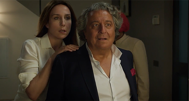 A bras ouverts (M6) : abandons, polémiques... pourquoi le film de Christian Clavier a tourné au fiasco A bras ouverts (M6) : abandons, polémiques... pourquoi le film de Christian Clavier a tourné au fiasco