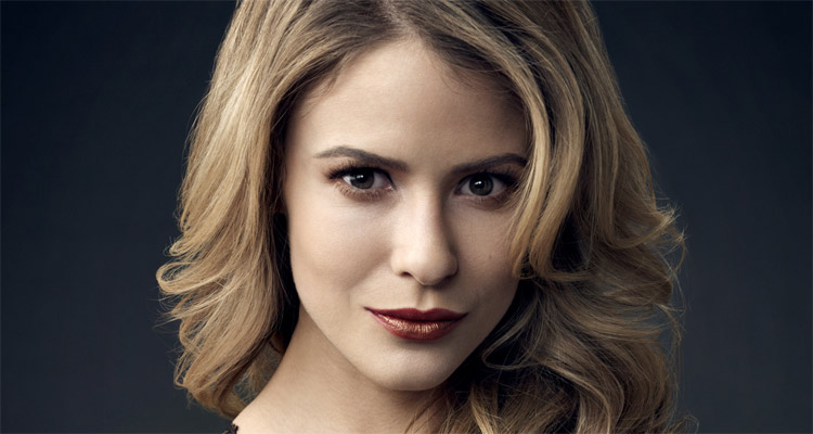 Amour, gloire et beauté / Top Models (spoiler) : le décès de Caroline Spencer, Hope (Annika Noelle) impactée ? Amour, gloire et beauté / Top Models (spoiler) : le décès de Caroline Spencer, Hope (Annika Noelle) impactée ?