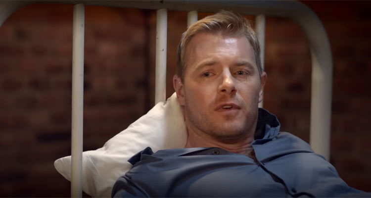 Dans la peau de mon frère jumeau (TF1) : une histoire vraie pour le changement d’identité de Rick Cosnett (Vampire Diaries) ? Dans la peau de mon frère jumeau (TF1) : une histoire vraie pour le changement d’identité de Rick Cosnett (Vampire Diaries) ?