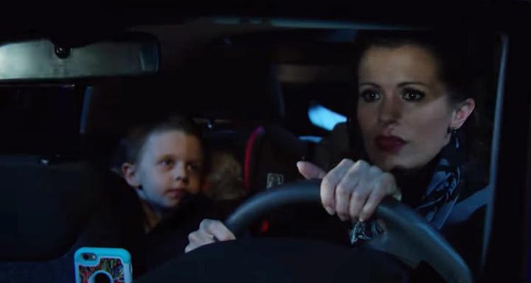 Les feux de l’amour (spoiler) : le départ choc de Chelsea sur TF1 Les feux de l’amour (spoiler) : le départ choc de Chelsea sur TF1