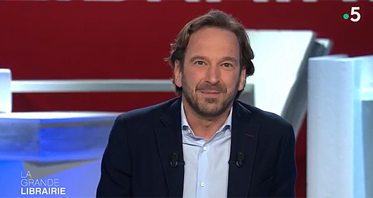 La grande librairie du 17 février 2021 : Jennifer Richard, Eugène Ebodé, Hédi Kaddour, Eric-Emmanuel Schmitt... chez François Busnel sur France 5 La grande librairie du 17 février 2021 : Jennifer Richard, Eugène Ebodé, Hédi Kaddour, Eric-Emmanuel Schmitt... chez François Busnel sur France 5
