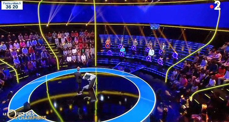 Audiences TV prime (samedi 9 octobre 2021) : Cyril Féraud surprend The Voice All stars (TF1) avec Le Quiz des champions (France 2), Meurtres à Lille leader Audiences TV prime (samedi 9 octobre 2021) : Cyril Féraud surprend The Voice All stars (TF1) avec Le Quiz des champions (France 2), Meurtres à Lille leader
