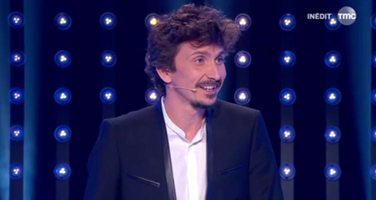 Une famille en or : TMC liquide le jeu d’Arnaud Tsamère en matinée face aux audiences décevantes Une famille en or : TMC liquide le jeu d’Arnaud Tsamère en matinée face aux audiences décevantes