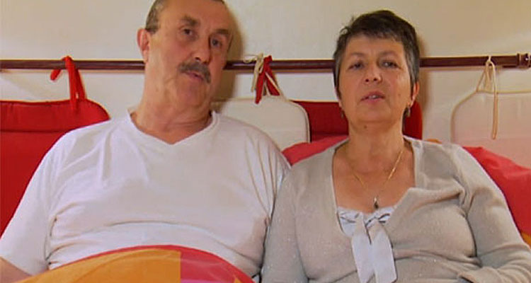 Bienvenue chez nous : Yvette & Gérard, Marie & Jacques, Antoinette & Edouard, Christine & Serge s’affrontent pour la victoire Bienvenue chez nous : Yvette & Gérard, Marie & Jacques, Antoinette & Edouard, Christine & Serge s’affrontent pour la victoire